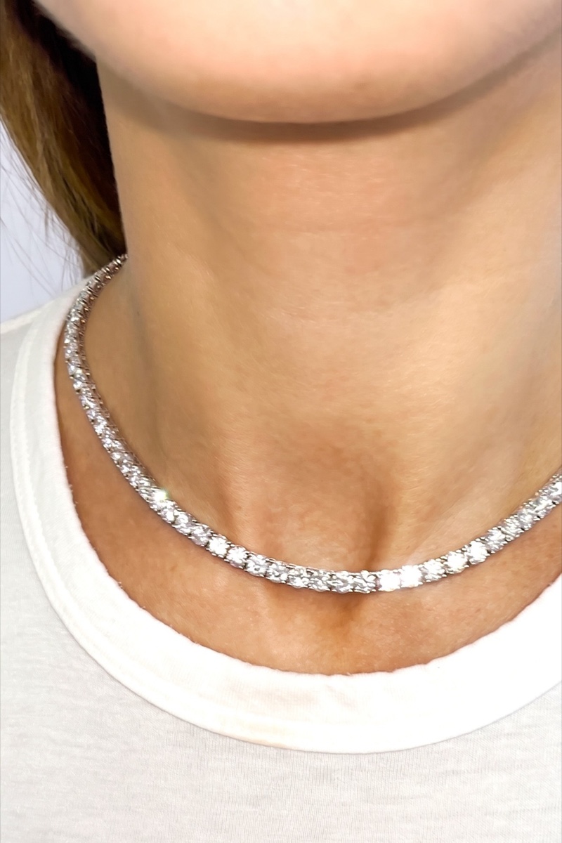 13 Carat Diamond Tennis Necklace in 18K Gold