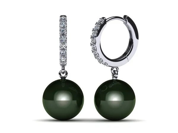 Tahitian Pearl Earring Diamond Medium Huggie