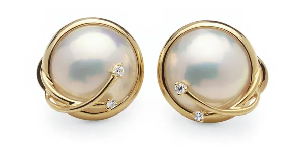 Comet a Mabe Cultured Pearl Earring