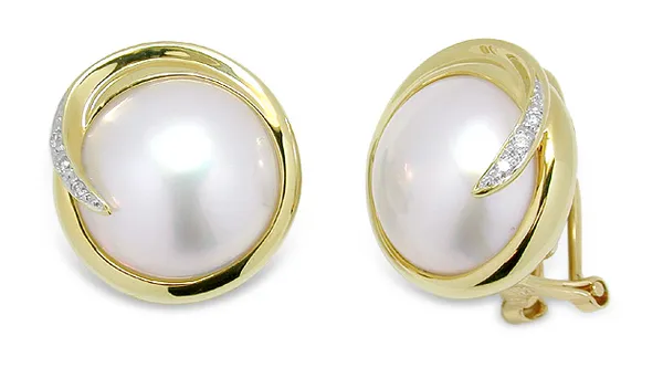 Mabe Pearl and Diamond Earring set in 14K Yellow Gold