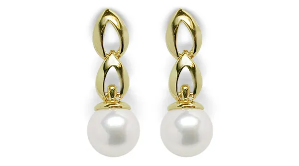 Venice a Japanese Akoya Cultured Pearl Earring