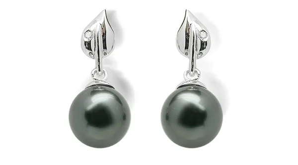 Dew Drop a Black Tahitian Cultured Pearl Earring