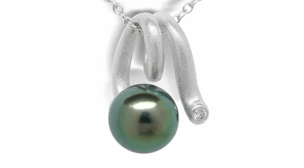Key Diamond Pendant Jewelry