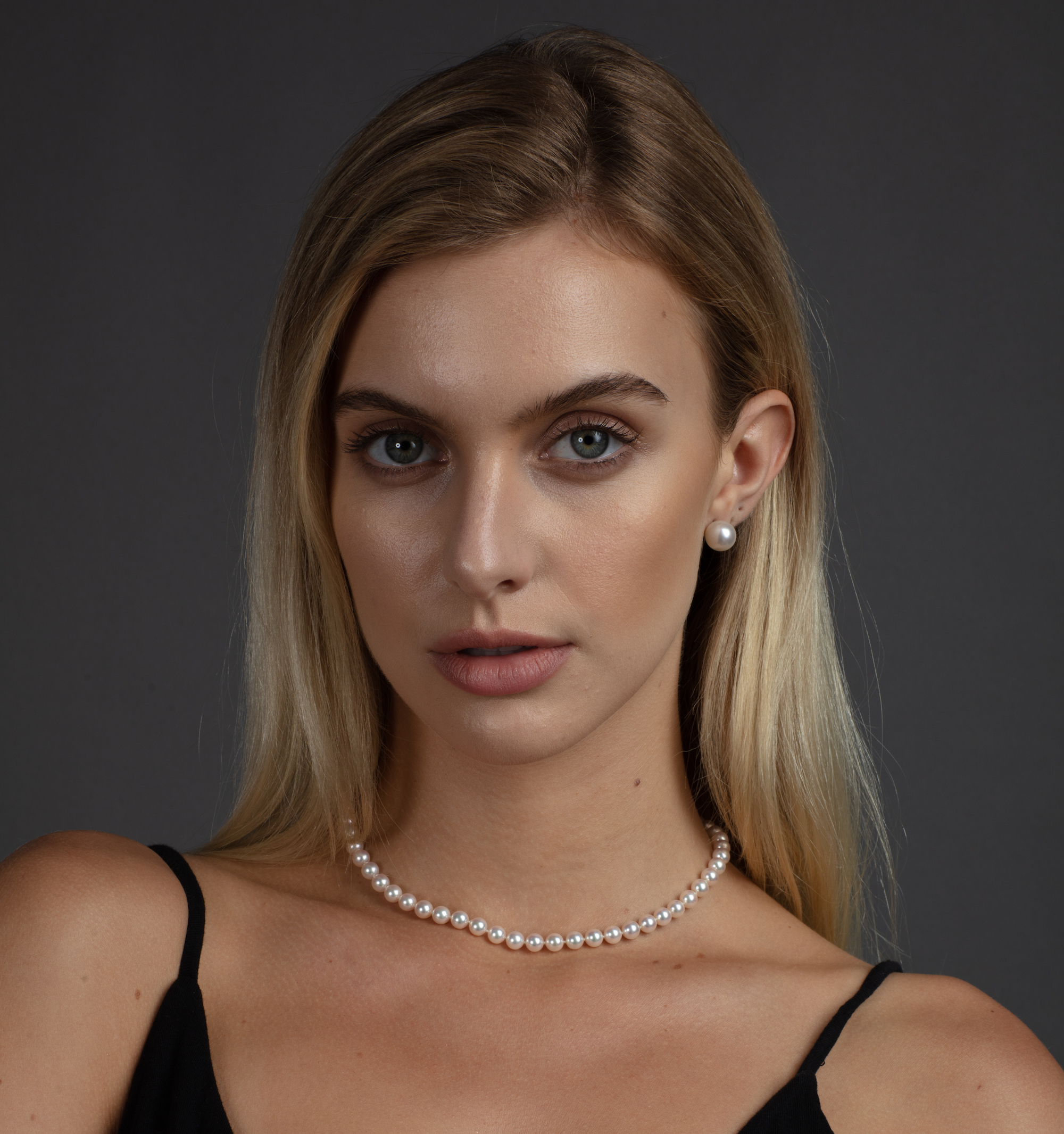 AA Quality 5.5 x 6mm White Akoya Cultured Pearl Necklace