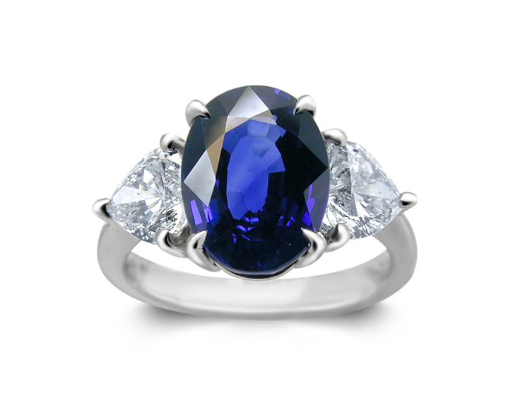 18K White Gold Sapphire Ring w/1.25cttw Diamonds