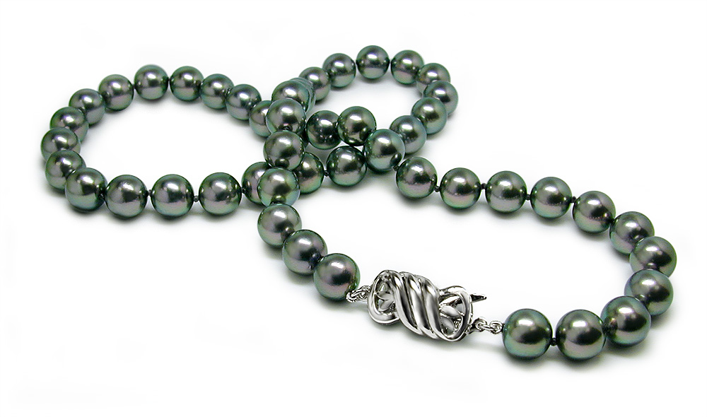 AA Quality 5.5 x 6mm Black Bodycolor Japanese Akoya Cultured Pearl Necklace