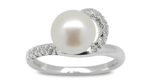 Alora a Japanese Akoya Cultured Pearl Ring