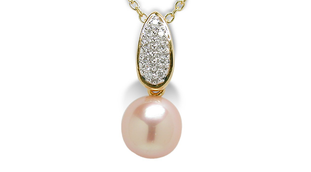 Becca a Freshwater Pearl Pendant