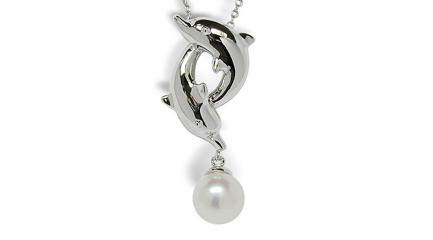 Dolphin a Japanese Akoya Cultured Pearl Pendant