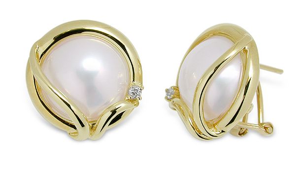 Mabe Pearl and Diamond Earring set in 14K Yellow Gold