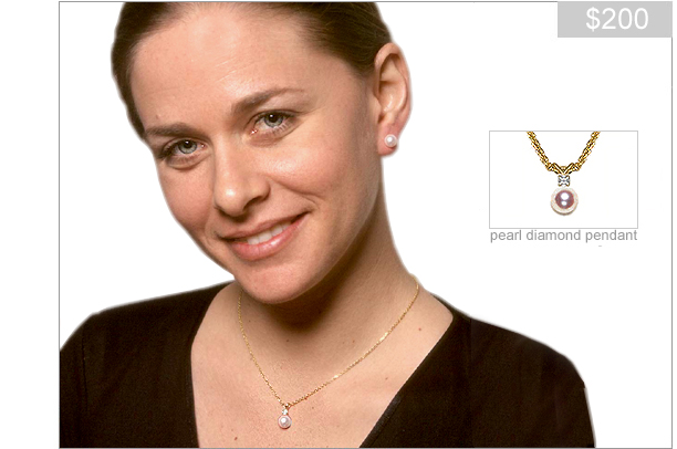 Pearl and Diamond Pendant Necklace 16 Inches