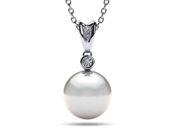 Single Style Freshwater Pearl Pendant